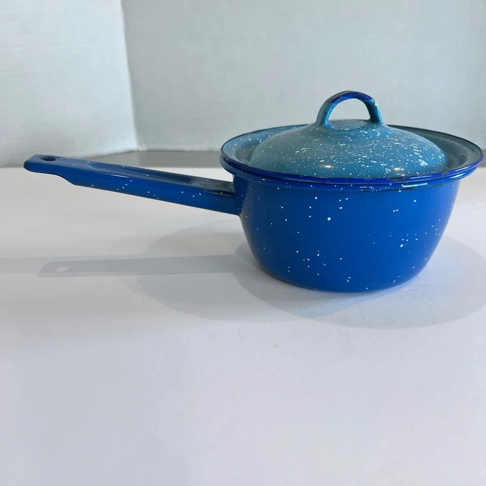 Vintage Enamelware Blue And White Speck Pot and Lid Camp Ware